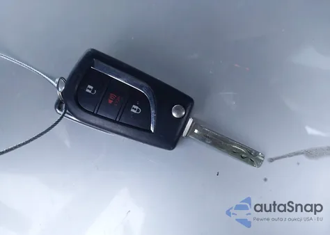 2021 Toyota Rav4 Le z USA, uszkodzony, nr VIN 2T3F1RFV3MC153943